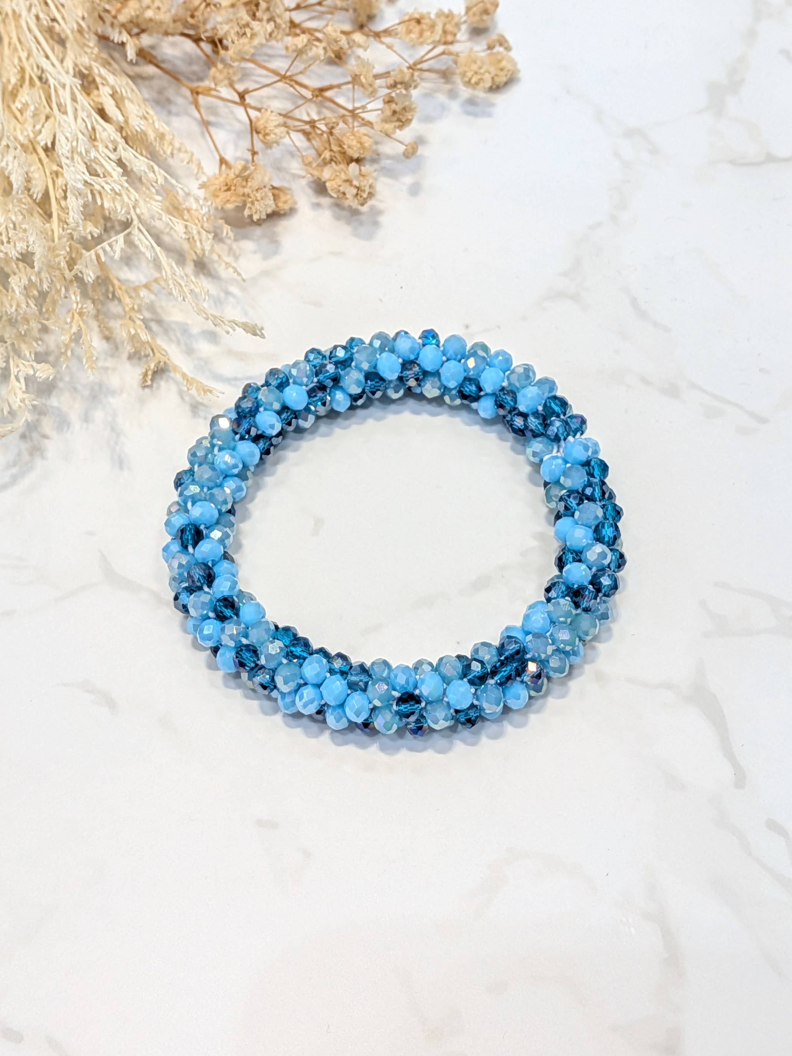 LOLO & YAYA - Wholesale Link & Chain Bracelet - Blue-tone crystal effect bracelet21