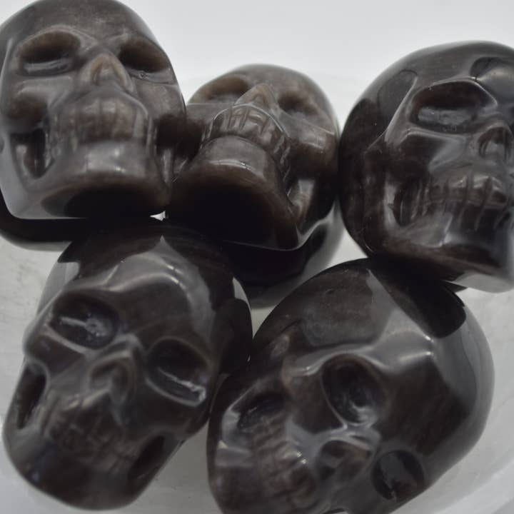 Zwart Zilveren Glans Obsidiaan Gesneden Schedelhoofd - 3,5 cm - 1 Stuk #01 voor groothandel op Faire1