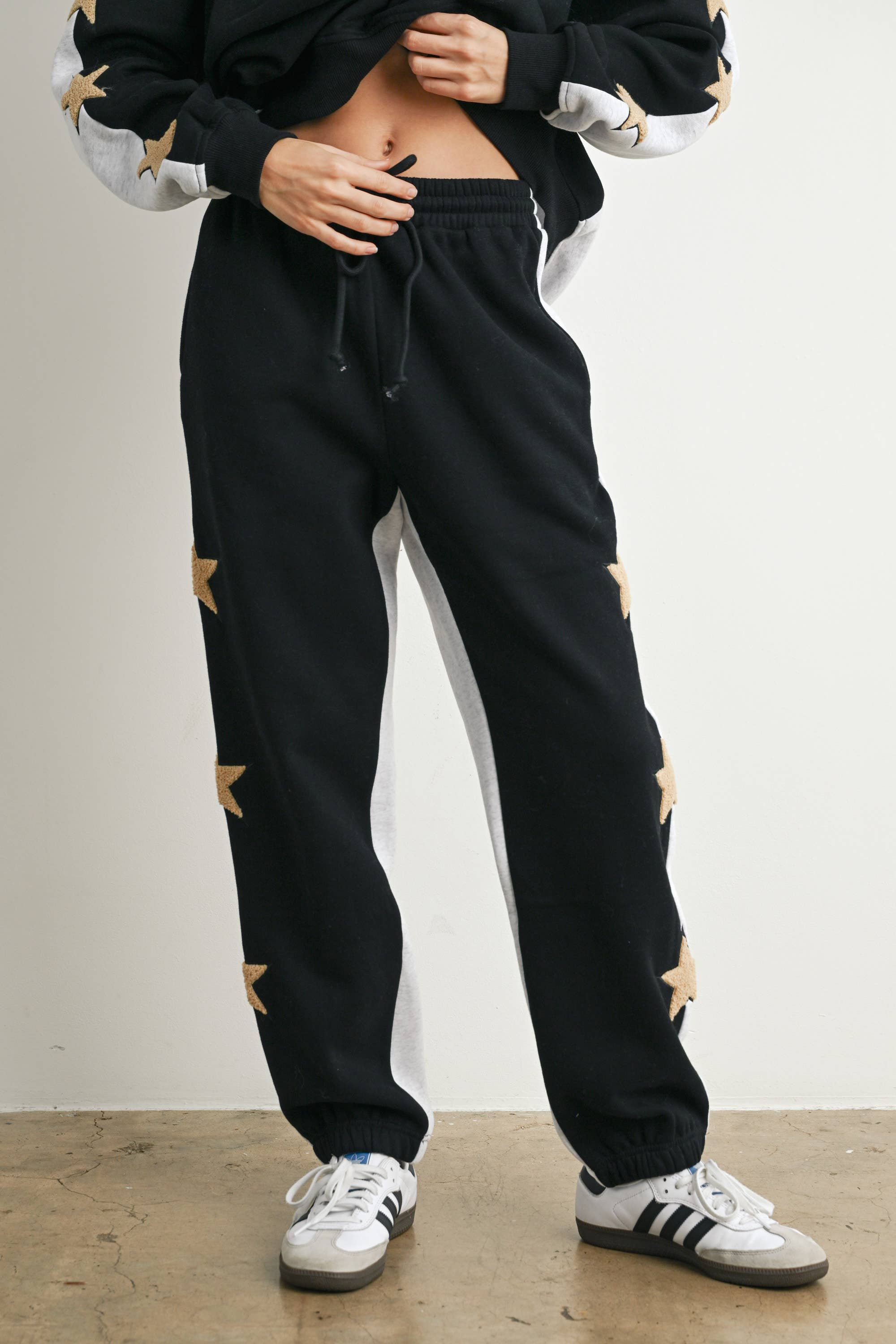 BUTTERMELON – wholesale Lounge Sweatpants/jogging bottoms – Women's – Color Block Sweatpants with Star Detail - BMP75702