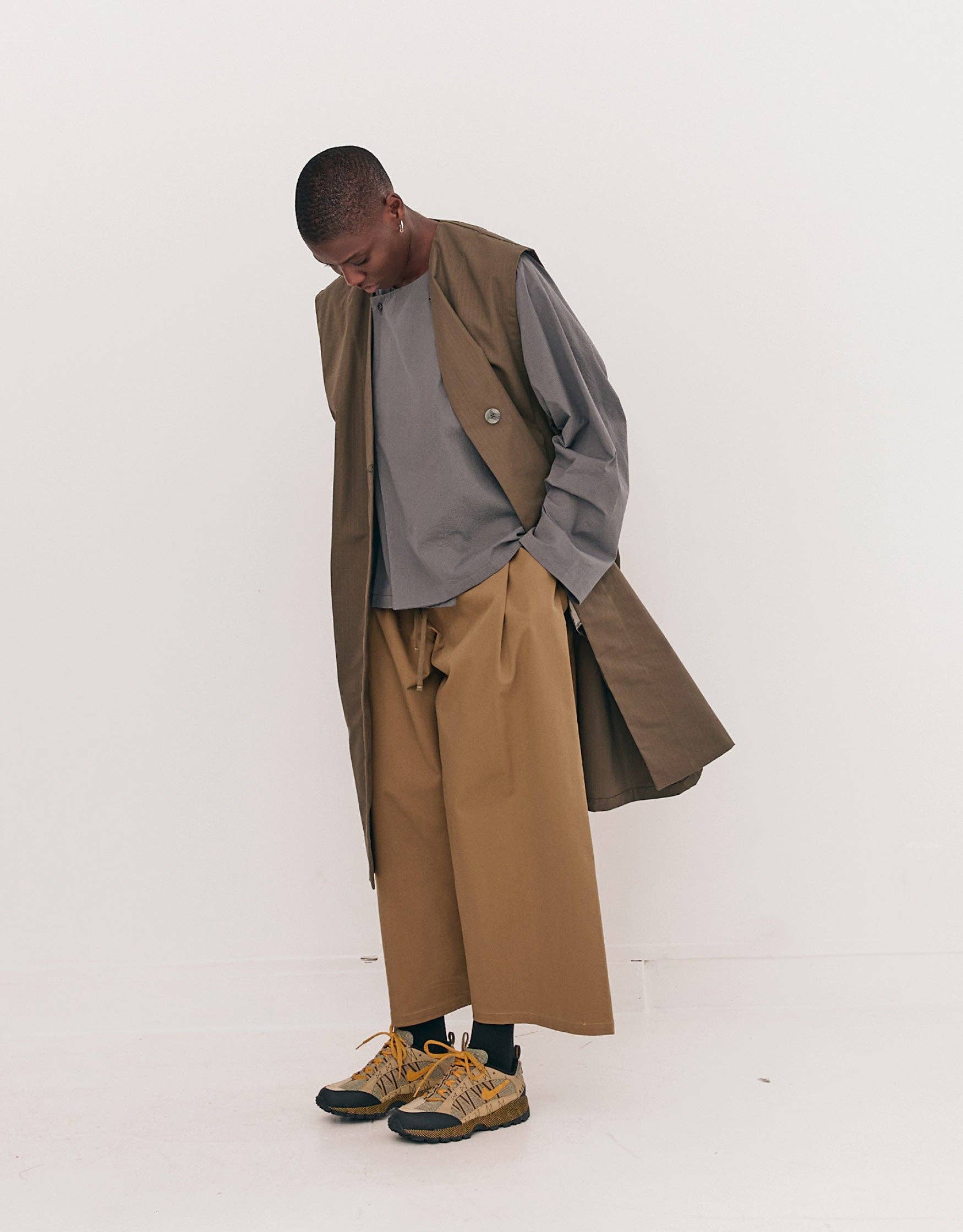 Cèucle - Wholesale Outerwear Vest - Women's - LONG VEST CHAPTER 1 _ OLIVE1