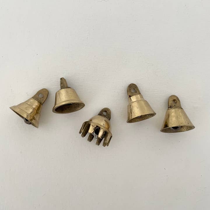 fort & field - Wholesale Bell - 7/8" mini brass claw and flared bells w/ metal striker1
