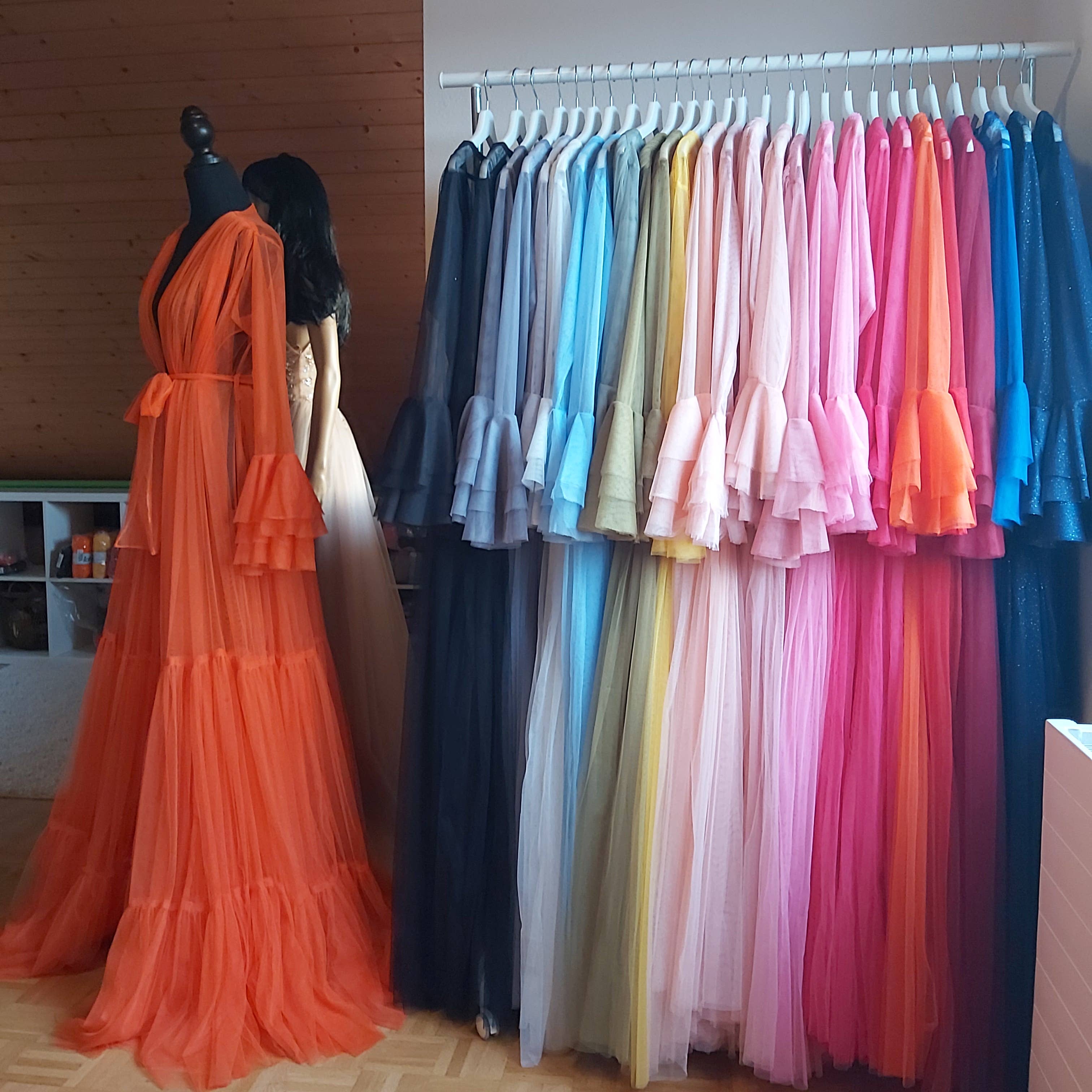 Komang Darmiani – Engroshandel Aftenkjole - Dame – Tylkjole i hvid3