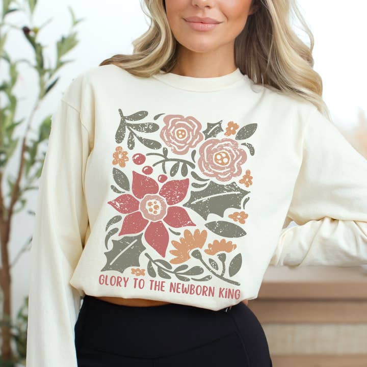 Scripted Pearl - Wholesale Screen Printed T-Shirt - Women's - Glory To The Newborn King Floral Long Sleeve Christmas Tee