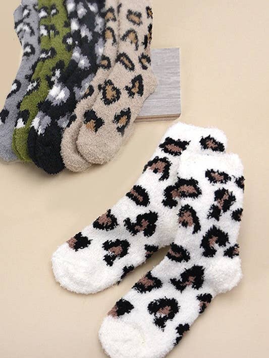 WARM CORAL FLEECE PLUSH ANIMAL FUZZY SOCKS | 40S02045 for wholesale by JOSSLYN by wall to wall
