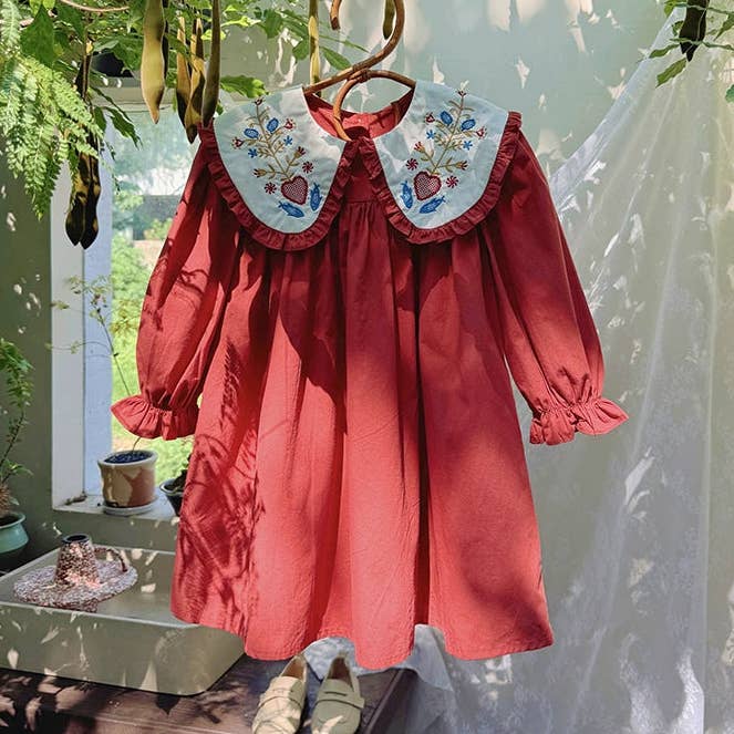 Arrival Autumn Girls Vintage Flowers Embroidery Pattern Long Sleeves Dress for wholesale by MyKids-USA®