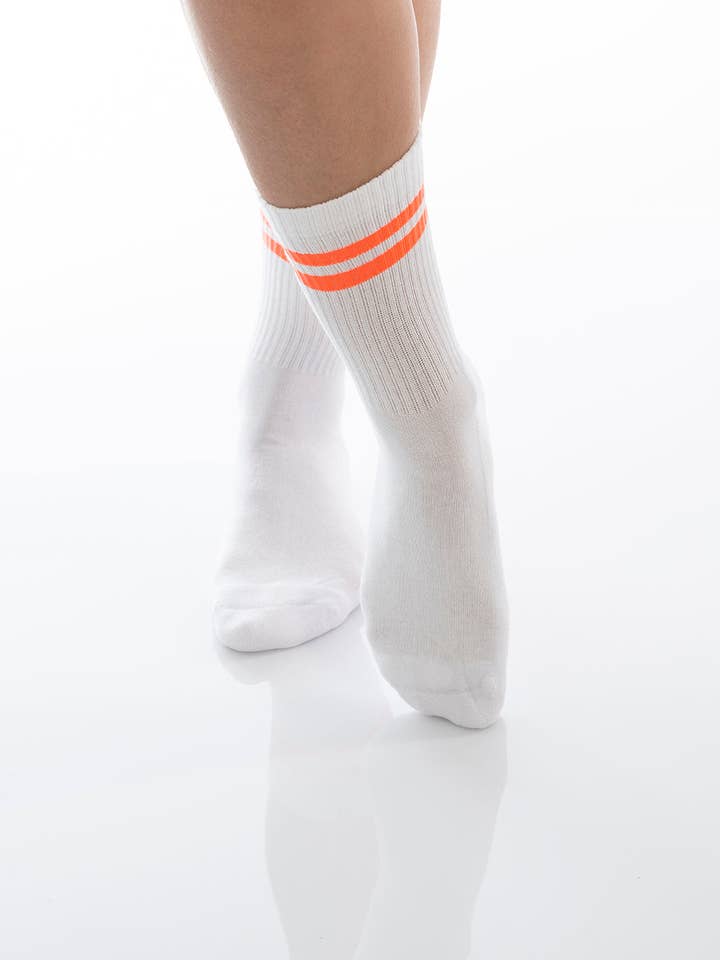 SERENA - calcetines de tenis en naranja neón para venta al por mayor de DAILYSOCKS