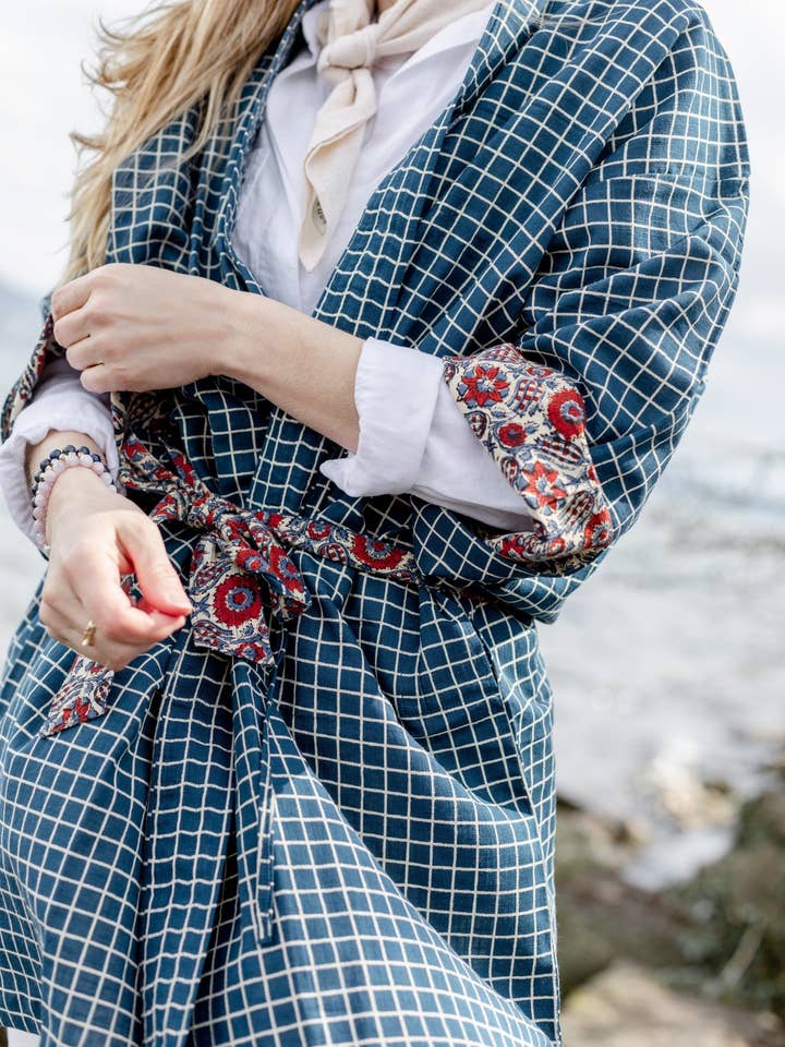 Blå Dimension Kjole for engroshandel hos Peacock