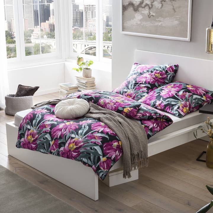 Parure de lit imprimée pivoines pour la vente par DONE.®