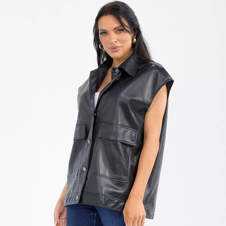 8867HT- Gilet à poches cargo boutonné en cuir végétalien pour la vente par IWT Brands