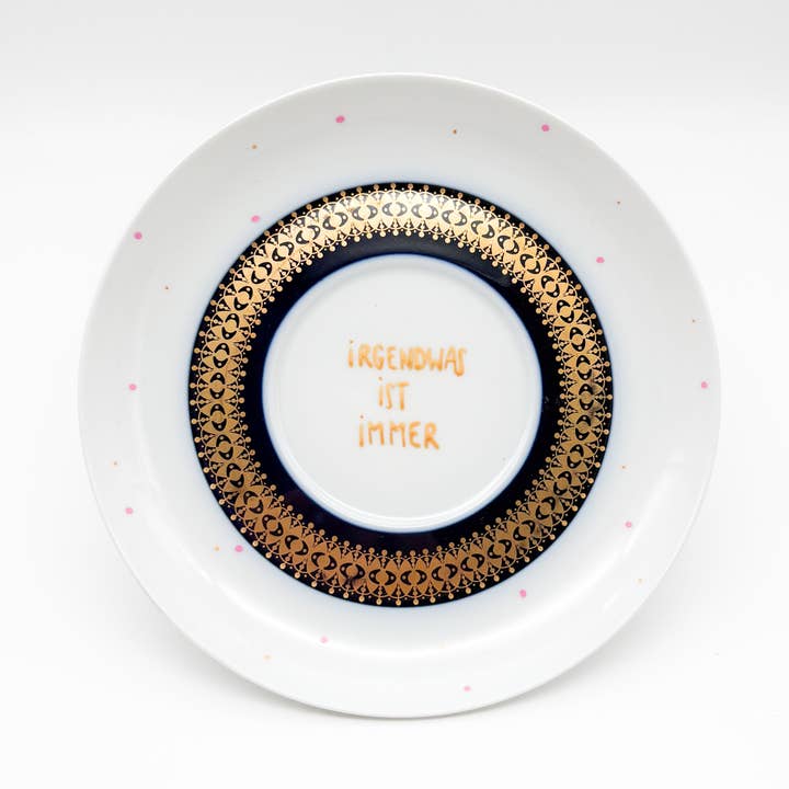 Wall plate small SOMETHING IS ALWAYS "queen" for wholesale by ohRuby