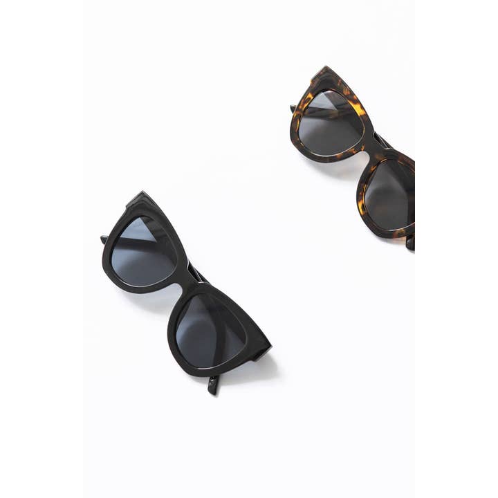 Bruna - Wholesale Sunglasses - Women's - Arizona Black Sunglasses · La Cala ·2