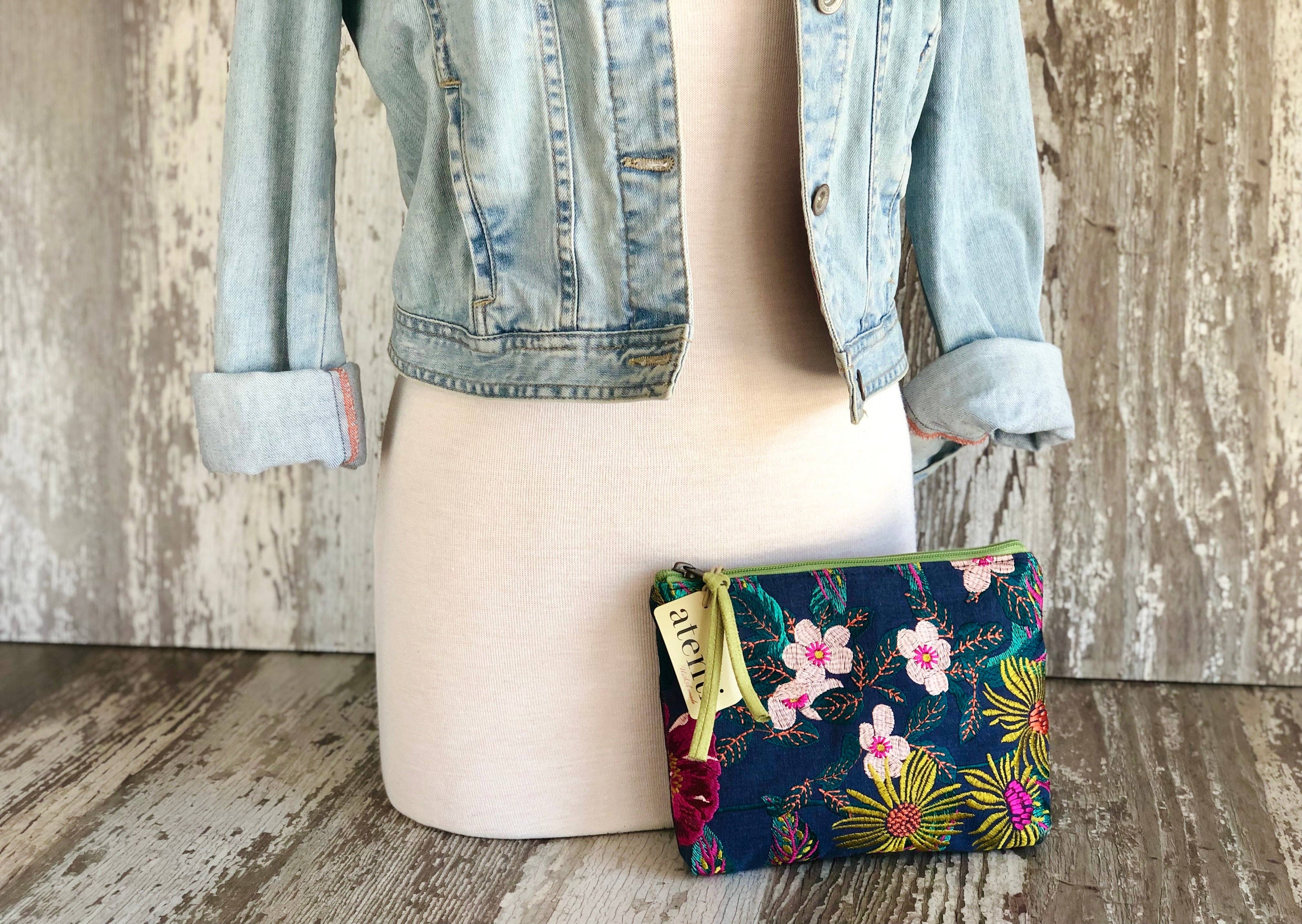 Atenti - Wholesale Pouch - Women's - Flora Accessories Pouch, Embroidered Zippered Clutch3