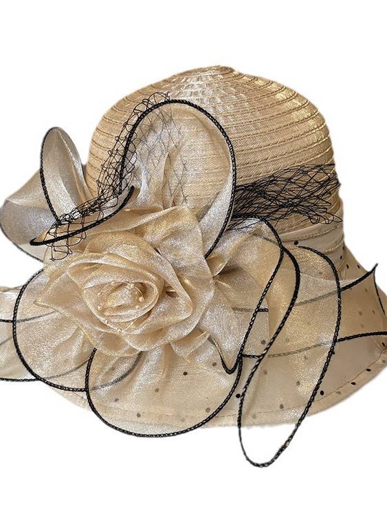 Chapeau Fedora en organza fleuri pour la vente par Ole