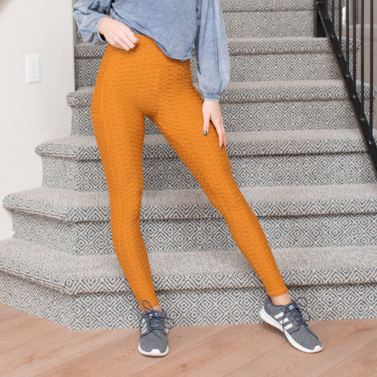 Truly Contagious – Großhandel Sport-/Lounge-Leggings – Damen – Cellulite kaschierende Leggings mit Taschen (T09PO)11