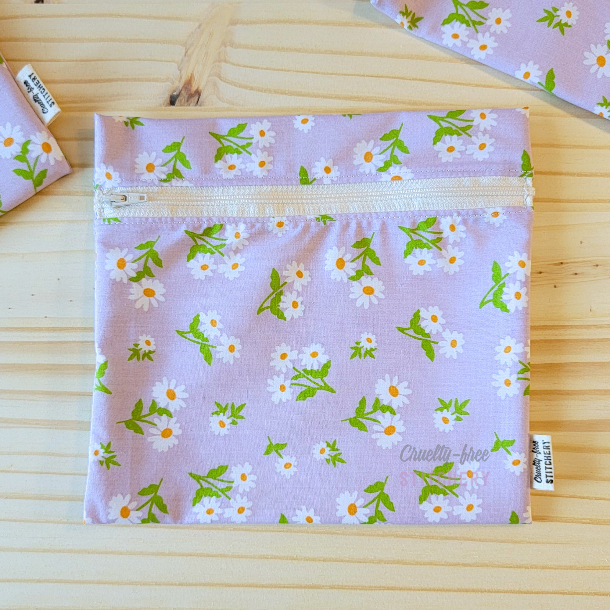 Cruelty-Free Stitchery - Wholesale Food Storage Wrap/Bag - Reusable Snack/Sandwich Bag - Lavender Daisy2