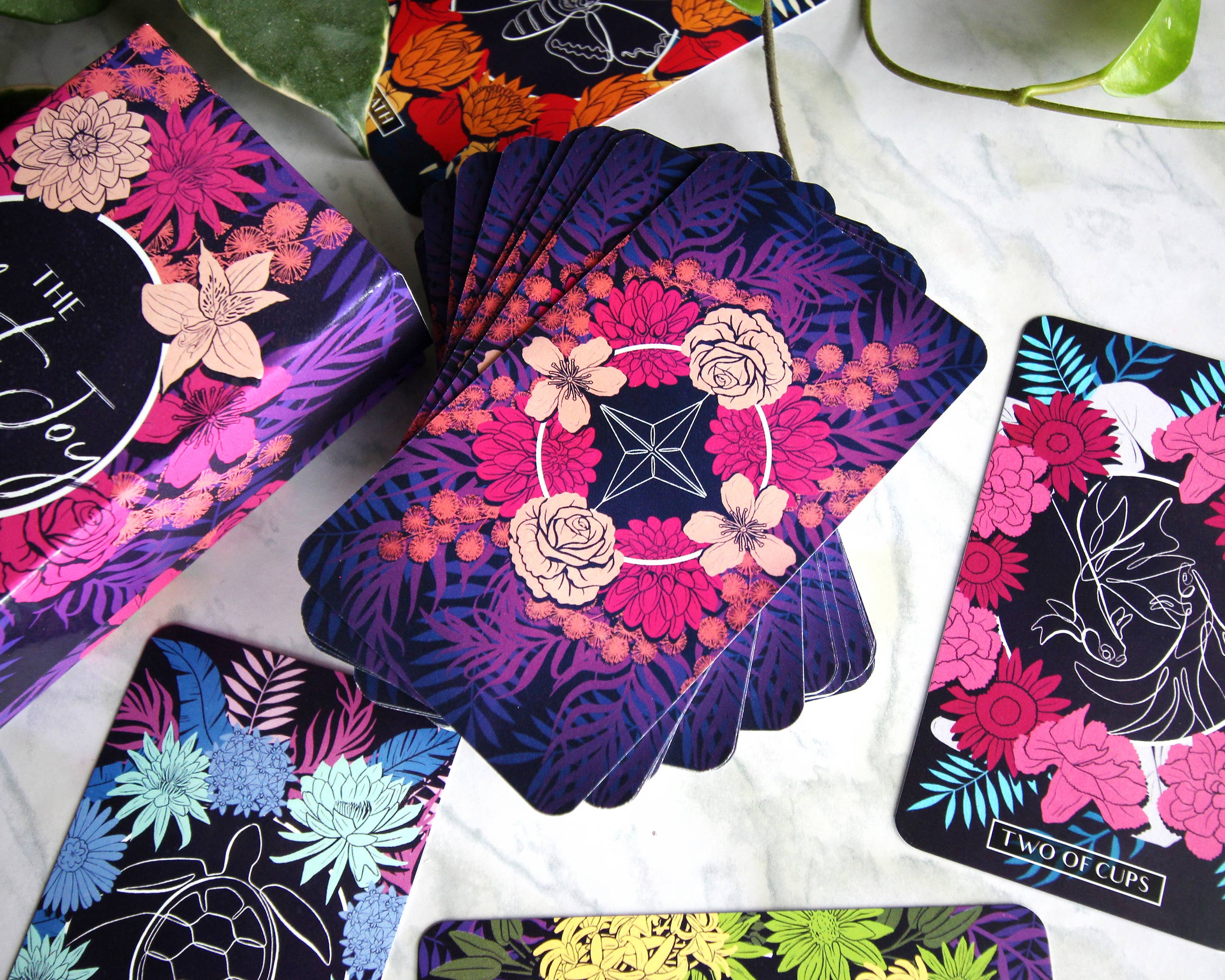 Joyseeker Tarot - Venta al por mayor Cartas del tarot - Baraja de Tarot Plant Joy | Plantas, flores y animales2