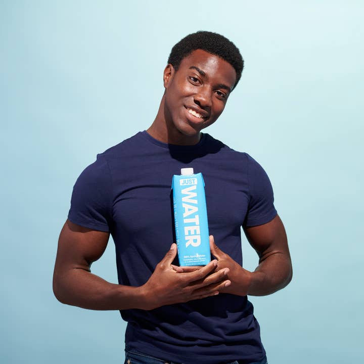 JUST Goods - Vente Eau gazeuse - Eau de source - 1 litre | Paquet de 67