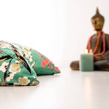 körsbärsblom halvmåne kudde för wholesale av Goldwerk Schliersee