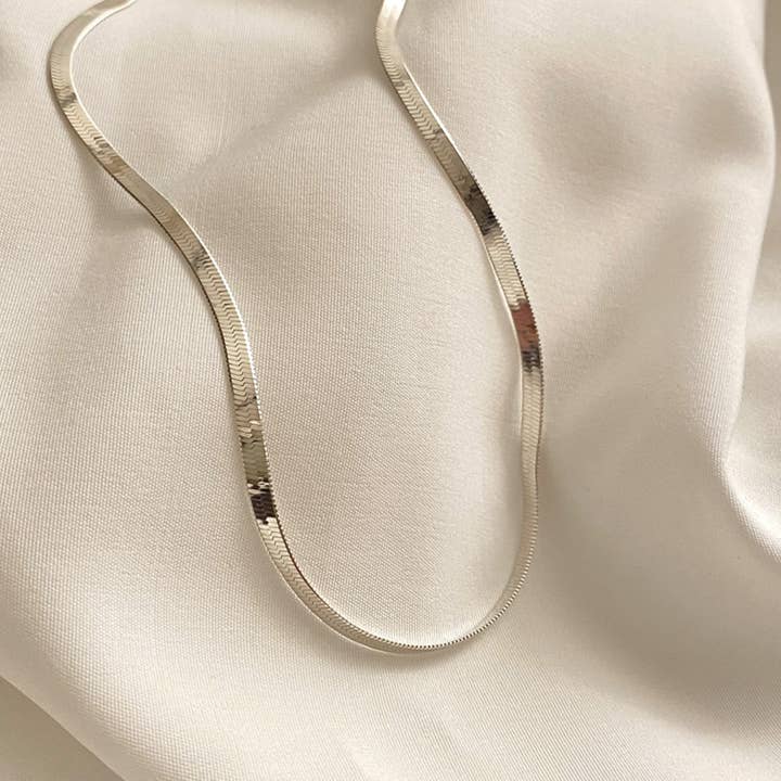 Snyggt 3mm Ormkedjehalsband för wholesale av Cult Mystique