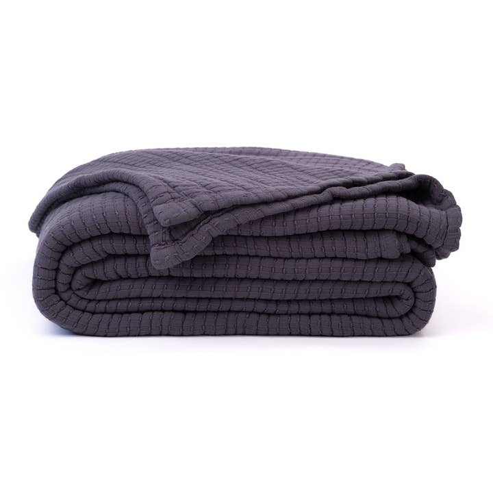 La courtepointe en coton cousue en charbon pour la vente par Teema Towels