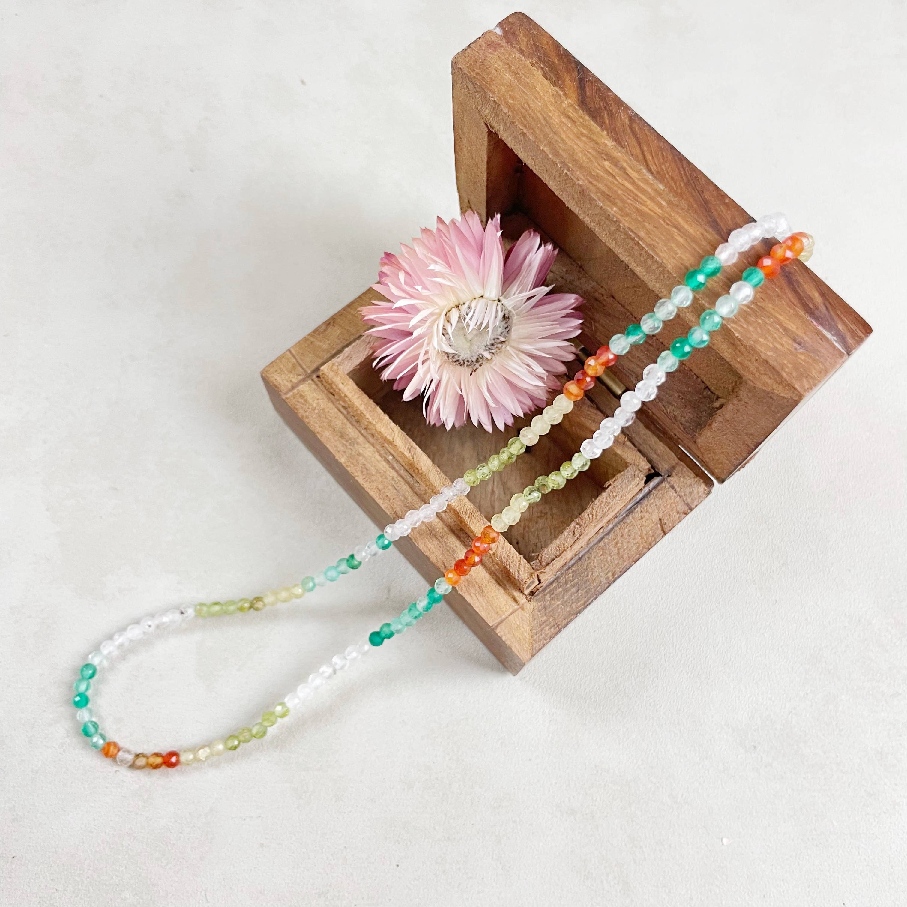 Ewelina Pas Jewelry - Wholesale Kralen/parelketting - Etus// Meadow halsketting met edelstenen en kralen7