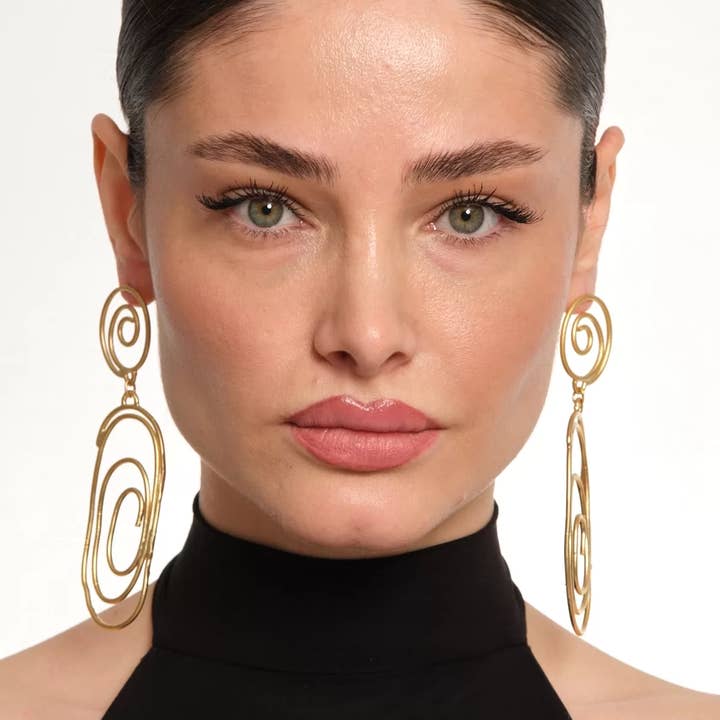 Zeydor Accessories - Wholesale Dangle Earrings - ZeyDor Gold Modern Earrings 20541