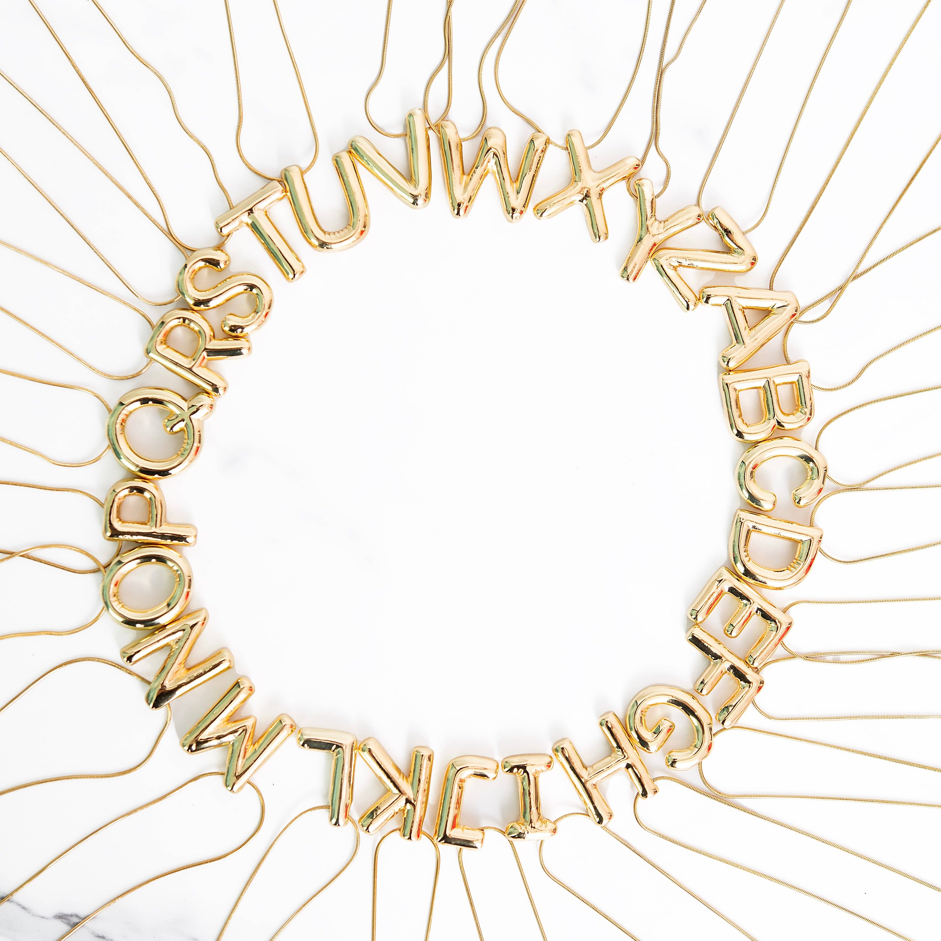 Golden Thread - Vendita all'ingrosso Collana con ciondolo/pendaglio - Collana con lettera a bolle in oro1