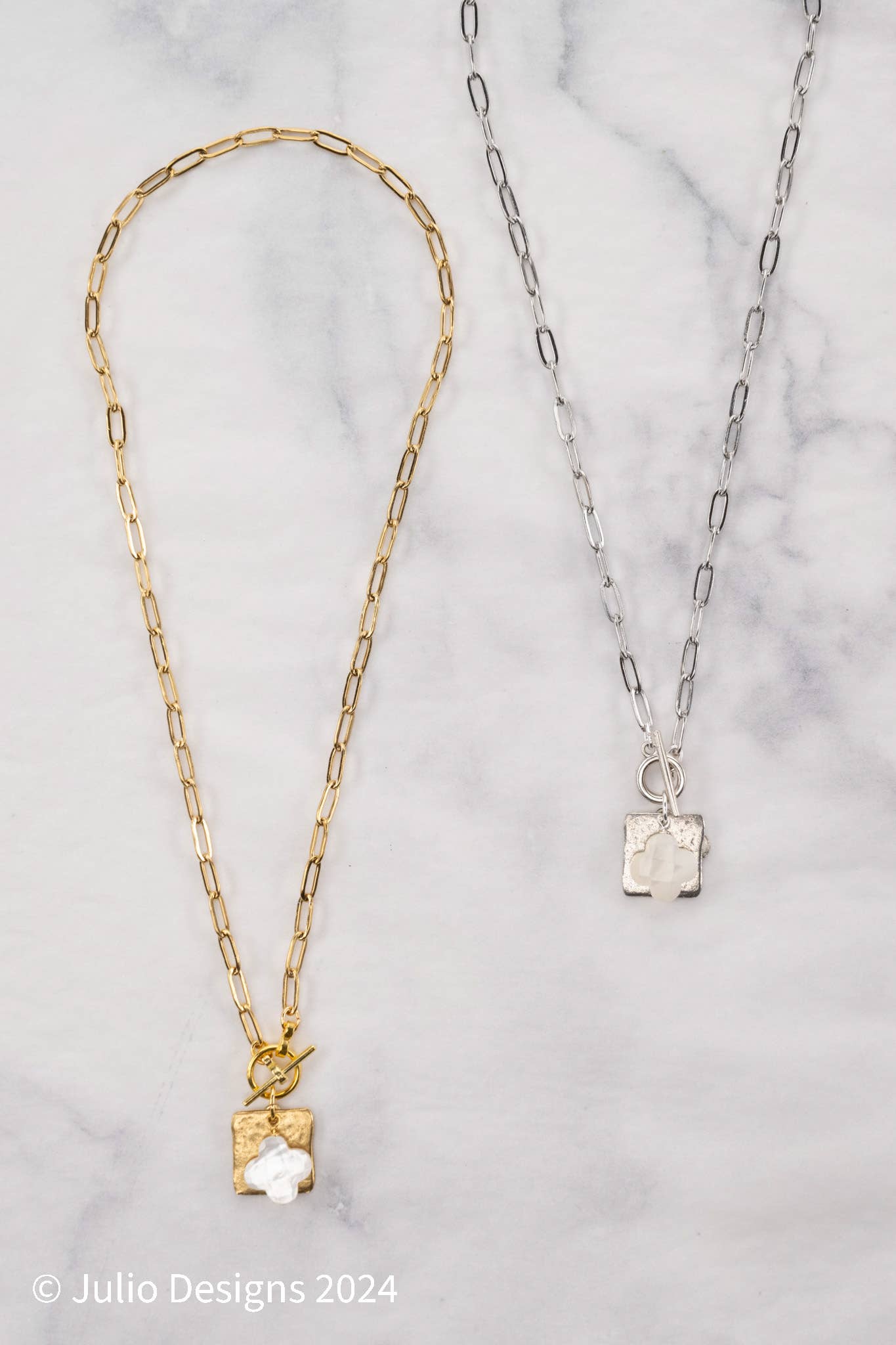 Julio Designs – wholesale Pendant/charm necklace – Vivify Front Toggle Layered Charm Necklace0