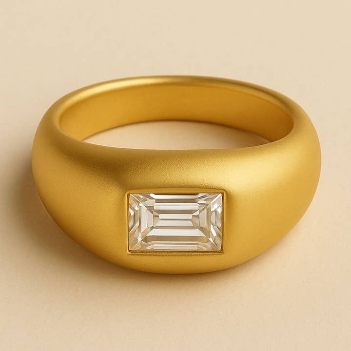 Omfavn "Column" Smaragdskåret Diamantring (Kopi) for engroshandel hos Lily flo jewellery