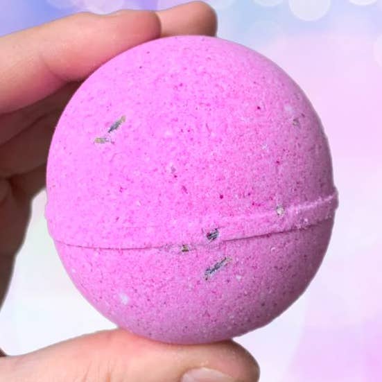 La Bomba - Wholesale Bath bomb/fizz - Lavender Bath Bomb0
