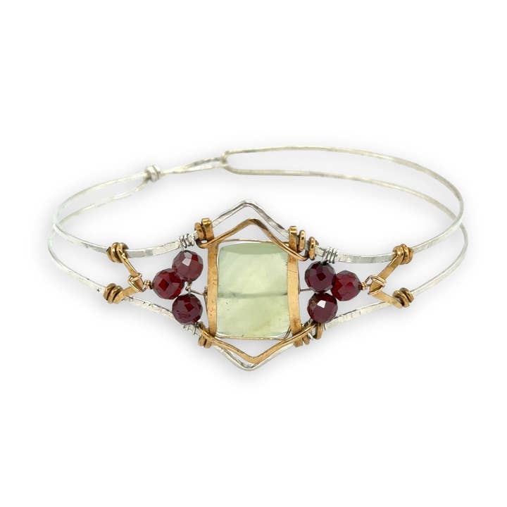 Bracciale a polsino in giada Kundalini B416 per la vendita all'ingrosso da parte di Art by any Means Jewelry