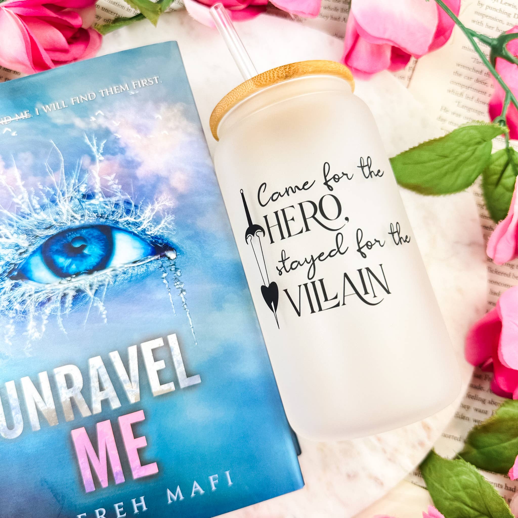 The Swoon Room - Vendita all'ingrosso Bicchiere/tazza - Bicchiere satinato «Came for the Hero Stayed for the Villain», 16 oz1