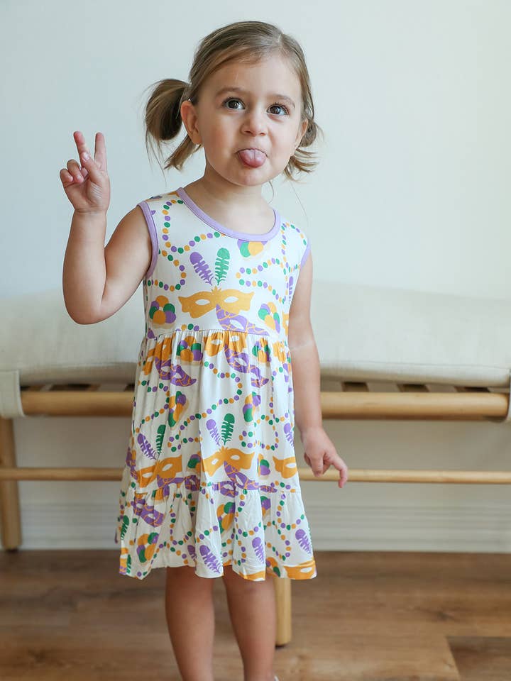 Mardi Gras Bamboo Tiered Twirl Klänning - Med Fickor för wholesale av Southern Slumber