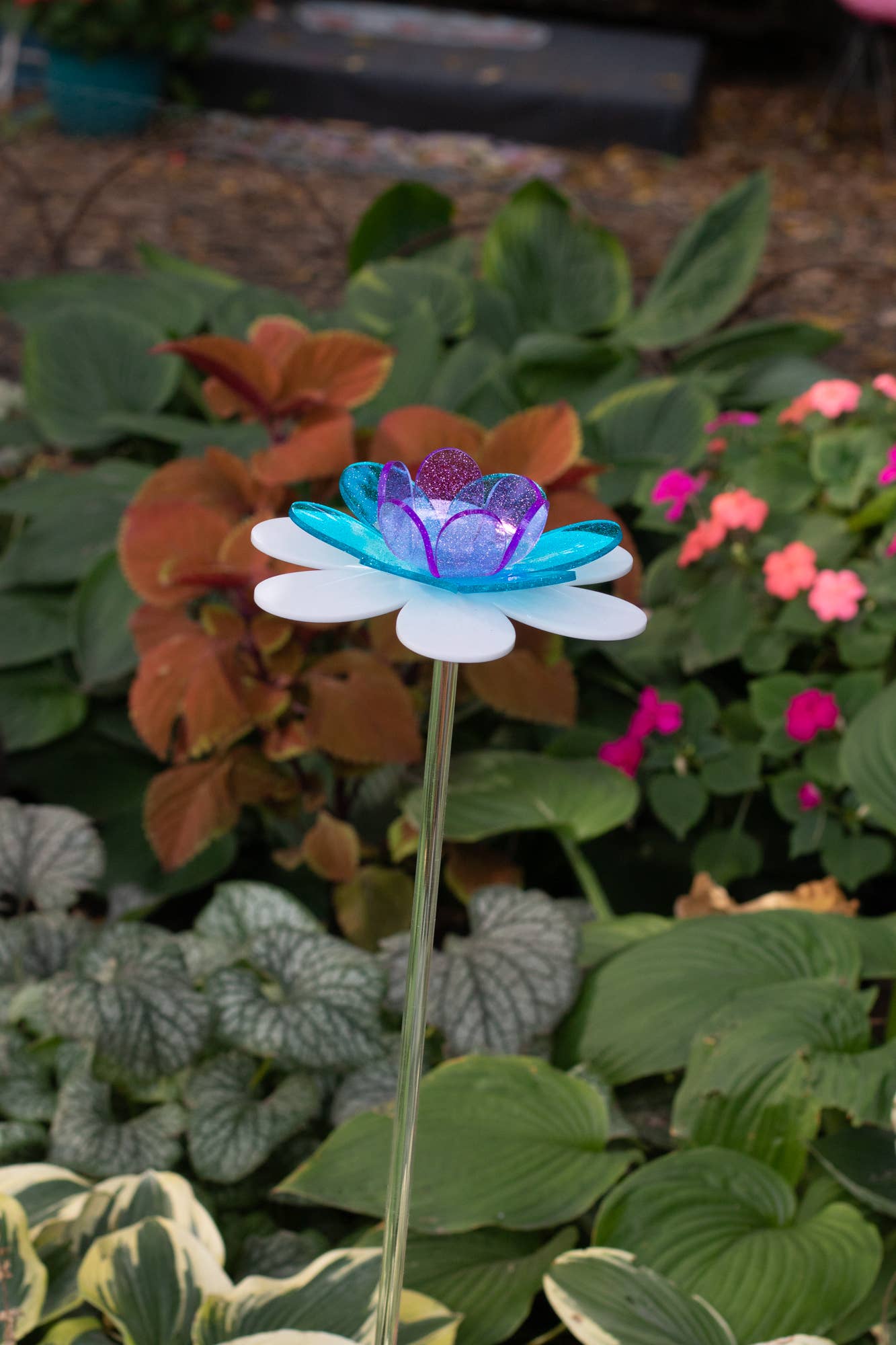 The Colored Petal – wholesale Garden/lawn stake – Glitter Fairy flower stake - Fairy lotus Mother's Day flower1