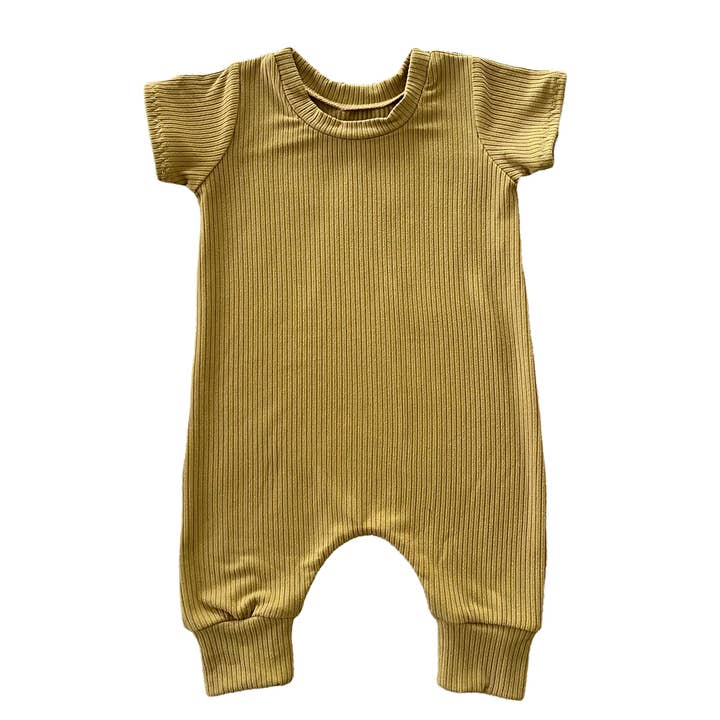 Barboteuse à manches courtes Olive Rib Harem pour la vente par Dudis Design