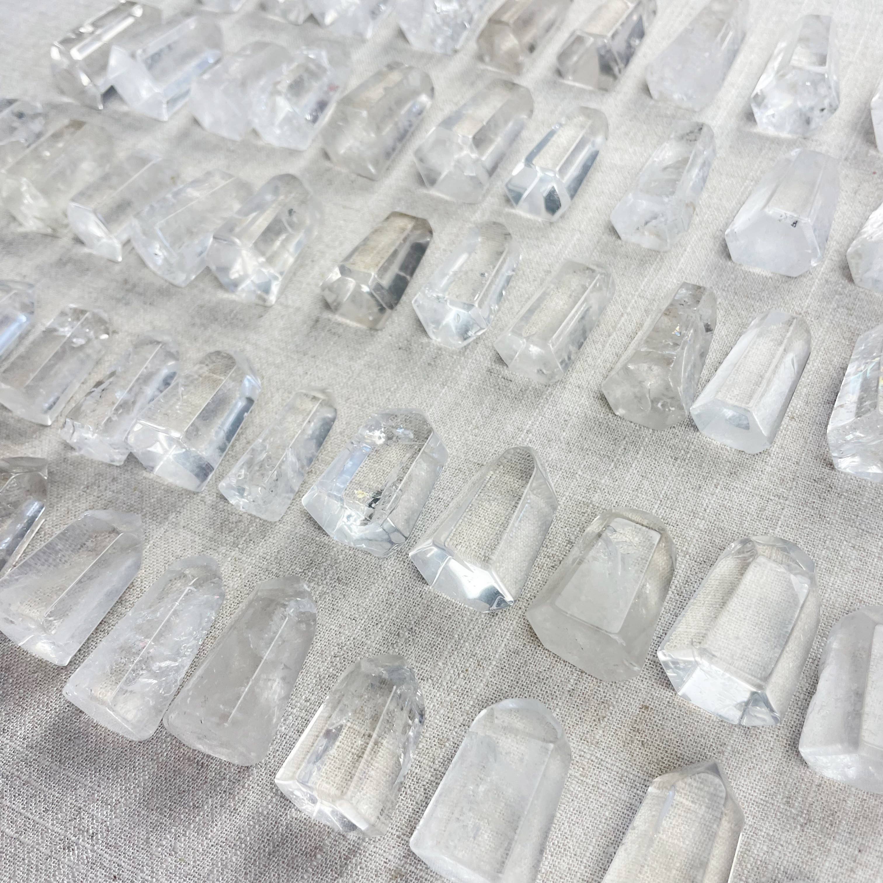 Ewelina Pas Jewelry - Wholesale Spirituele steen/kristal - Mini heldere kristalkwarts torens3