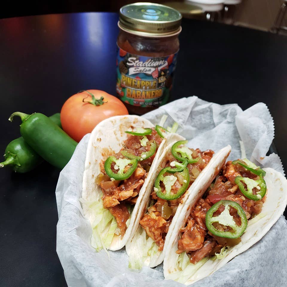 Stadium Salsa LLC – wholesale Salsa – 12 oz Pineapple Habanero Salsa1