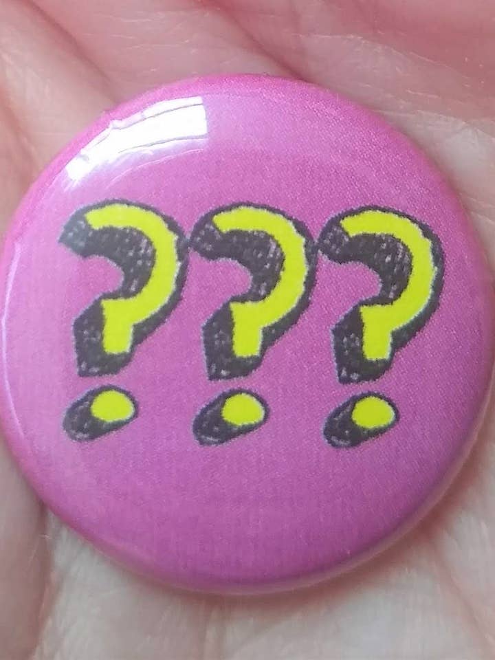 ??? Pulsante da 2,5 cm per la vendita all'ingrosso da parte di Zeppy Stardust Studios