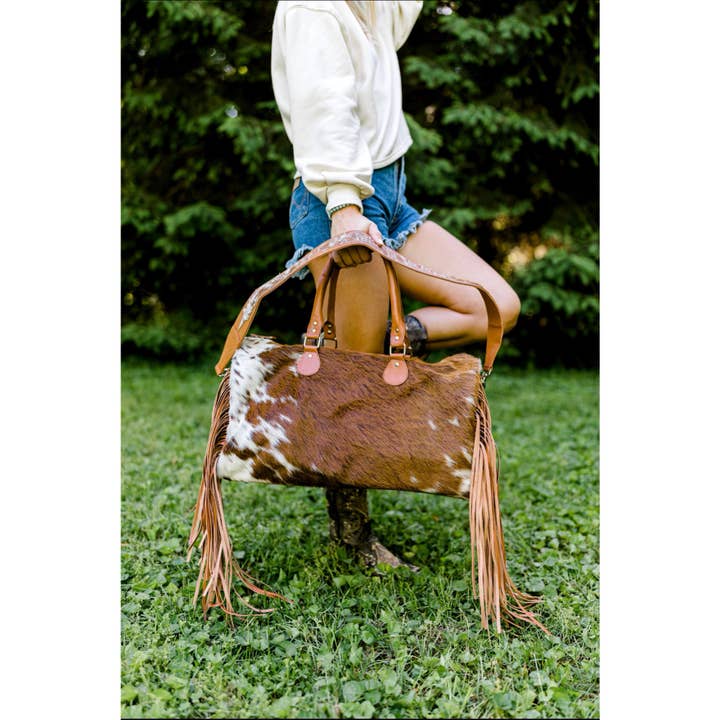 Western Linens - Wholesale Weekender Bag - Women's - Fringe Cowhide Duffle Bag