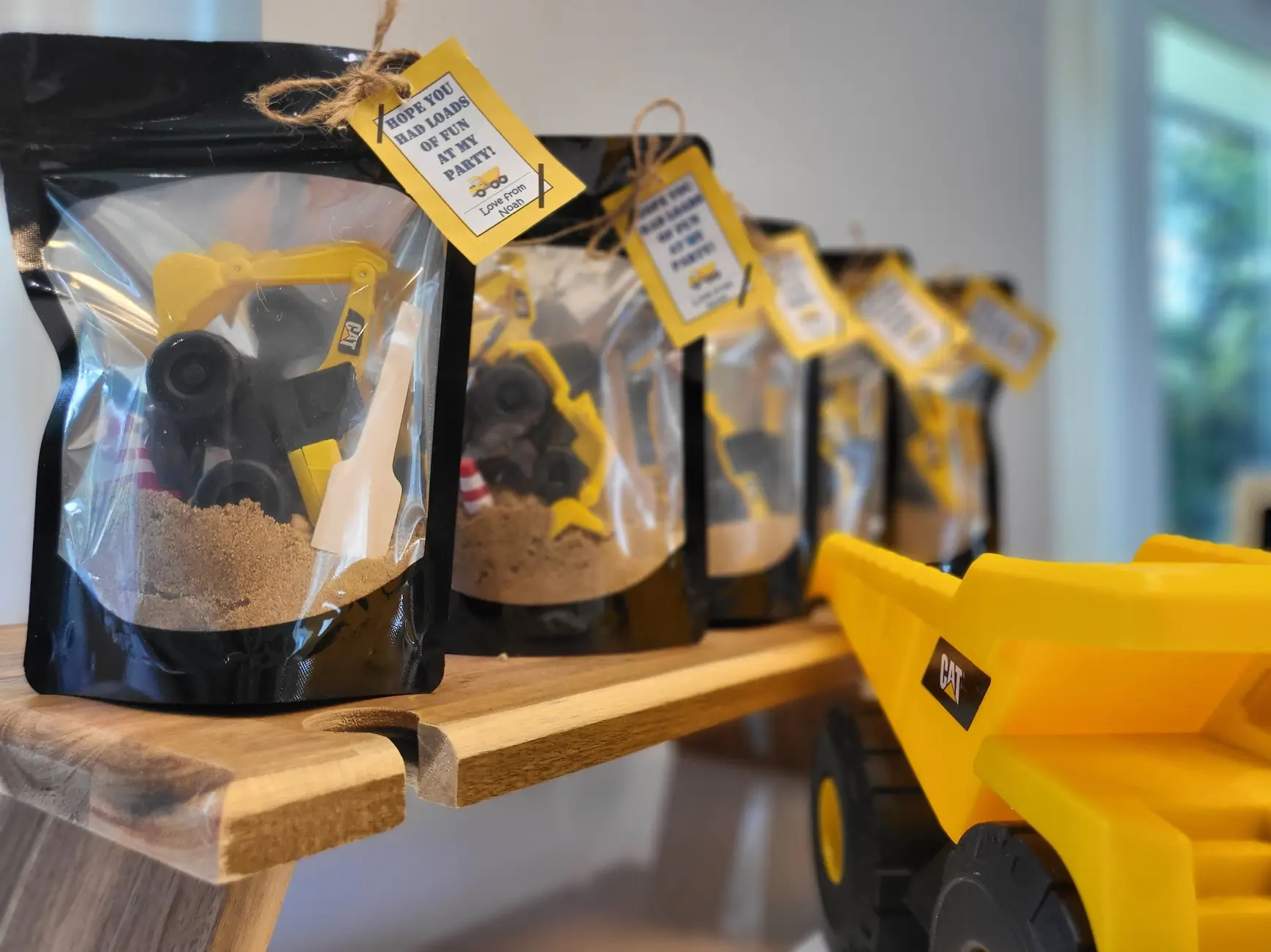 Ax & Nush - Wholesale Toy Set - Kids - Mini Construction Sensory Kit  1