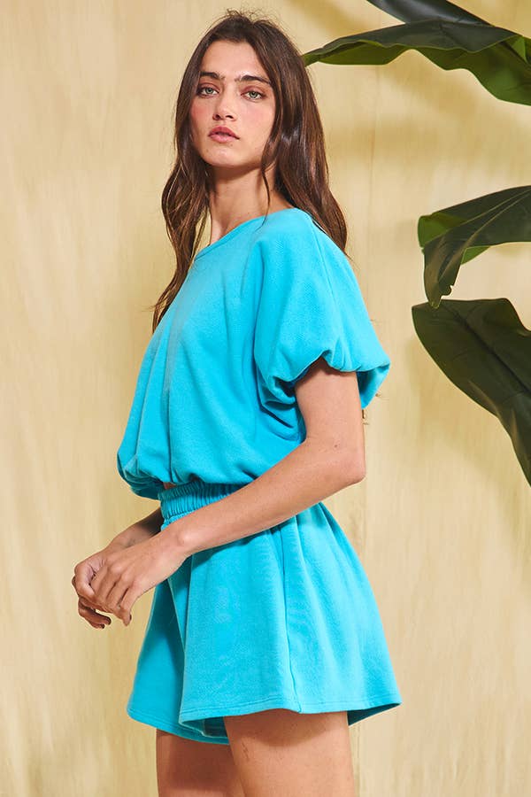 BUCKETLIST INC – wholesale Knit top – Women's – T2304 Bubble Hem & Sleeve Terry Crop Top2