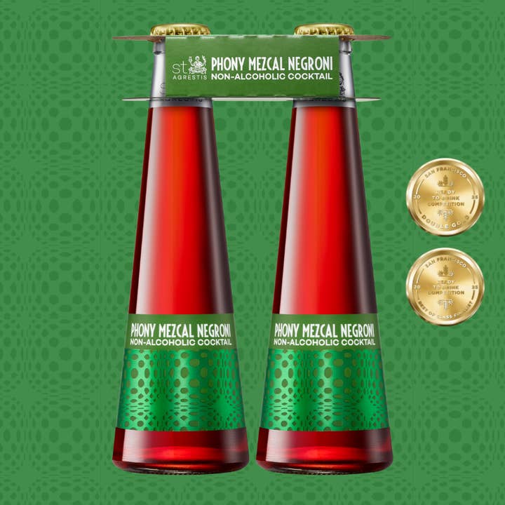 Faux mezcal Negroni sans alcool de St. Agrestis. pour la vente par Phony Negroni x St. Agrestis