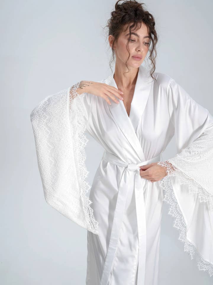 Brudspetsrock Silkesatin morgonrock Bröllop lång brud för wholesale av IDENTITY LINGERIE