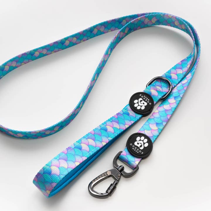 Dog Leash Rainbow Fish and other Purchase Wholesale pingo. Free Returns & Net 60 Terms on Faire trending on Faire.