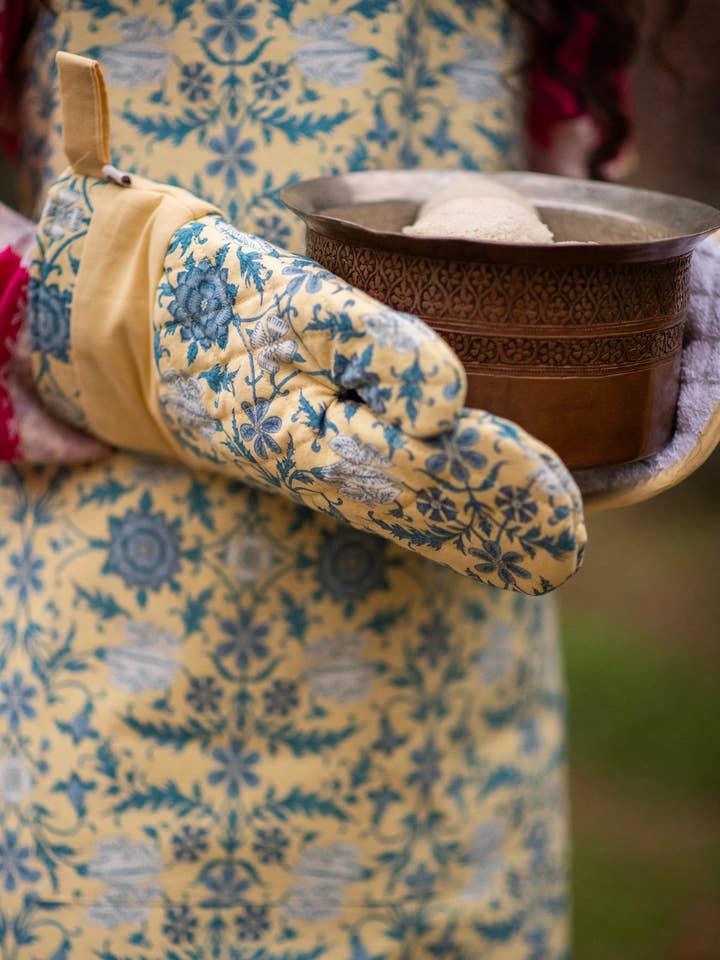 Eco-Friendly Mitten - Tara Butter for wholesale by Asami Concept