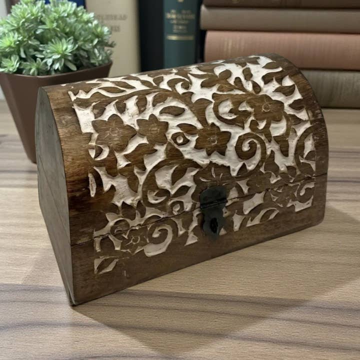 Baú de mesa com dobradiças em madeira esculpida Primavera “Flower Garden” por atacado de Wilco Home