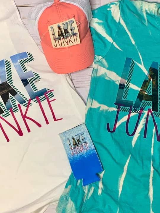 Lake Junkie Scene pet voor wholesale door Raisin' Arrows