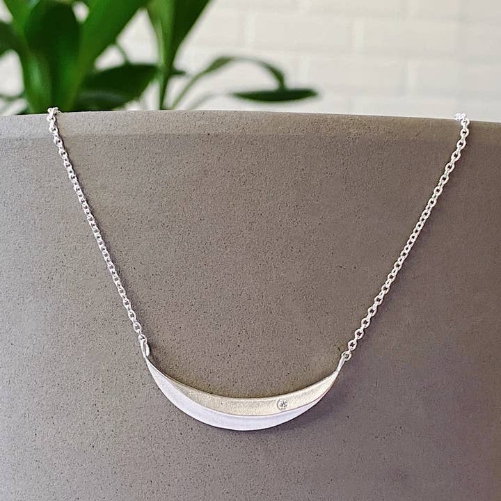 Corey Egan - Vente Colliers à pendentif - Collier Wisp en argent et diamant2