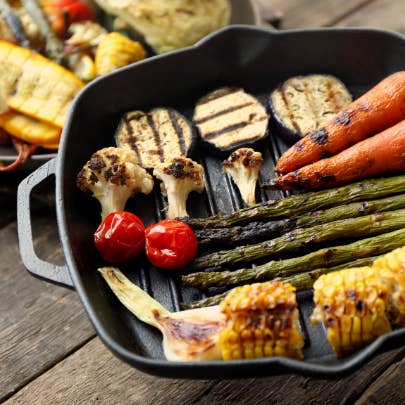 Style Asia - Wholesale Cast Iron Skillet - Jim Beam Pre Seasoned Cast Iron Square Skillet with Ridges5