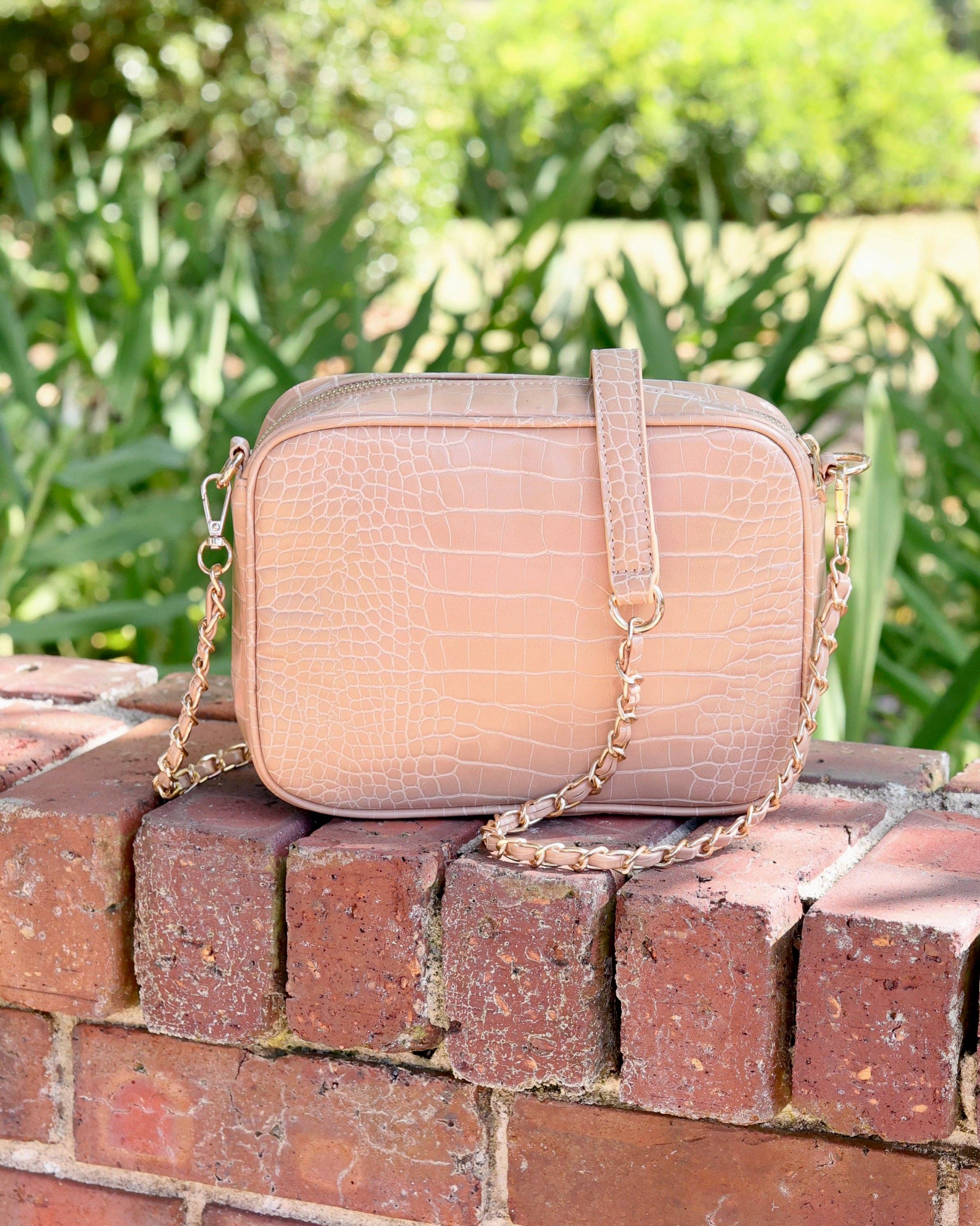 Caroline Hill - Wholesale Crossbody Bag - Women's - Fiona Crossbody Latte EC2